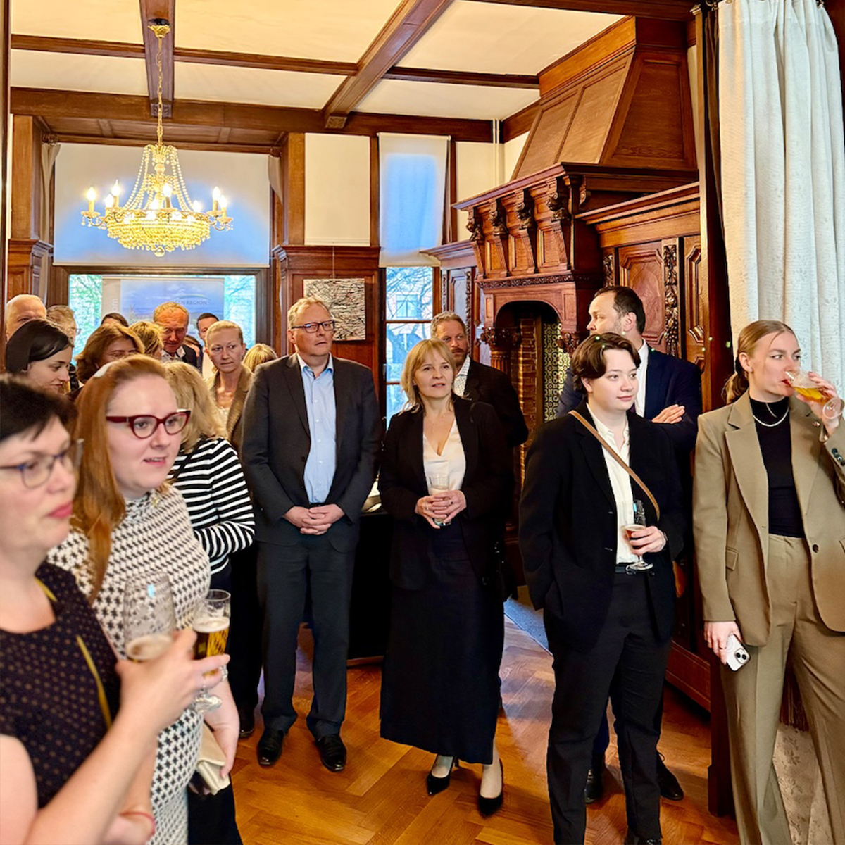 Invités au débat sur la cohésion